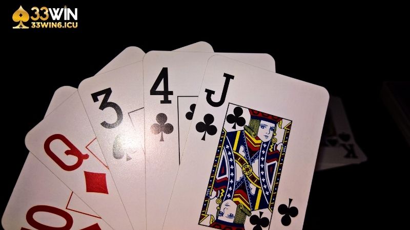 Xếp thẻ theo màu sắc khi đánh TLMN tại 33Win